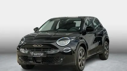 Nieuw Fiat 600 110 PK (80 kW) 2025 Zwart SUV