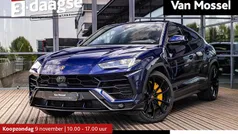 Blauw Gebruikt 2018 Lamborghini Urus SUV | € 223.900 (Eerlijke prijs)