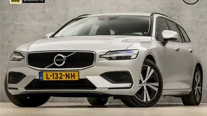 Occasion 2021 Volvo V60 Momentum Stationwagen | € 17.945 (Super prijs)