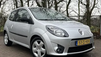 Occasion 2008 Renault Twingo Dynamique Hatchback | € 2.750 (Eerlijke prijs)