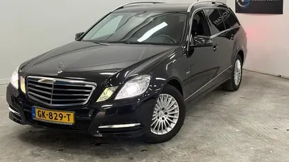 Zwart Gebruikt 2011 Mercedes E250 Stationwagen | € 11.499 (Goede deal)
