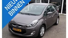 Bruin, metallic lak Gebruikt 2015 Hyundai ix20 GO! MPV | € 11.950 (Eerlijke prijs)