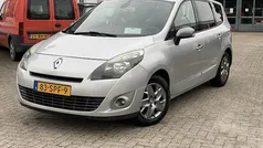 Grijs Gebruikt 2011 Renault Grand Scénic III MPV | € 2.495 (Eerlijke prijs)