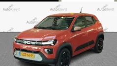 Rood Nieuw 2025 Dacia Spring Extreme Hatchback | € 17.950 (Super prijs)