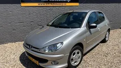 Grijs Gebruikt 2005 Peugeot 206 Hatchback | € 1.450 (Eerlijke prijs)