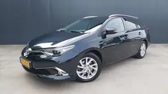 Gebruikt 2015 Toyota Auris Touring Sports Stationwagen | € 9.700 (Eerlijke prijs)