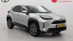 Grijs Gebruikt 2023 Toyota Yaris Cross SUV | € 29.499 (Eerlijke prijs)