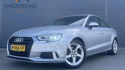 Occasion 2020 Audi A3 Basis Sedan | € 21.945 (Super prijs)