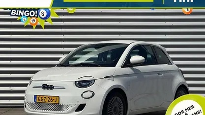 Wit Gebruikt 2024 Fiat 500e Urban Hatchback | € 23.350 (Eerlijke prijs)