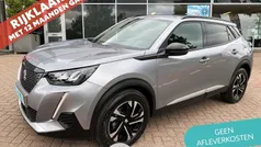 Grijs Gebruikt 2023 Peugeot 2008 Allure SUV | € 21.850 (Goede deal)