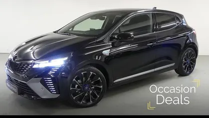 Zwart Occasion 2024 Renault Clio V Esprit Alpine Hatchback | € 25.495 (Eerlijke prijs)