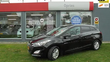 Zwart Gebruikt 2015 Hyundai i30 GO! Stationwagen | € 10.949 (Eerlijke prijs)