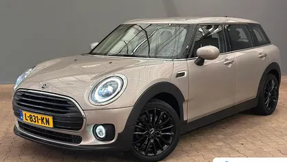 Grijs Gebruikt 2021 Mini One Clubman Business Stationwagen | € 20.395 (Eerlijke prijs)