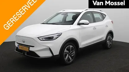 Wit Occasion 2022 MG ZS Comfort Sedan | € 18.995 (Eerlijke prijs)