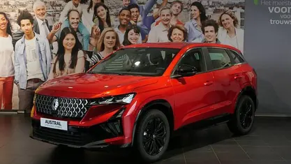 Gebruikt 2025 Renault Austral Evolution SUV | € 38.225 (Super prijs)