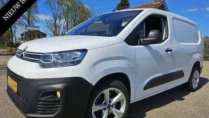 Gebruikt 2020 Citroën Berlingo PureTech MPV | € 15.995 (Eerlijke prijs)