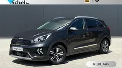 Grijs Gebruikt 2022 Kia Niro SUV | € 26.450 (Eerlijke prijs)