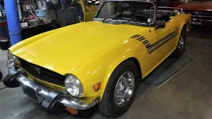 Geel Gebruikt 1976 Triumph TR6 Sedan | € 21.500