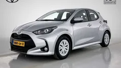 Zilver Gebruikt 2024 Toyota Yaris Hybrid Active Hatchback | € 23.445 (Eerlijke prijs)