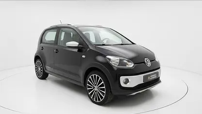 Zwart Occasion 2014 VW cross up! Hatchback | € 7.400 (Eerlijke prijs)