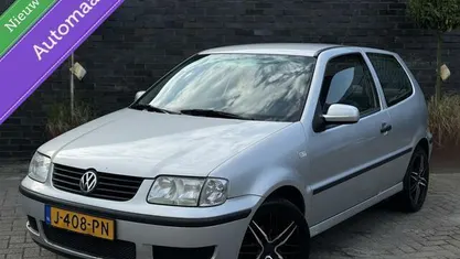 Occasion 2000 VW Polo Comfortline Hatchback | € 1.995 (Eerlijke prijs)