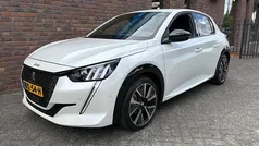 Wit Gebruikt 2022 Peugeot 208 GT Hatchback | € 20.755 (Eerlijke prijs)