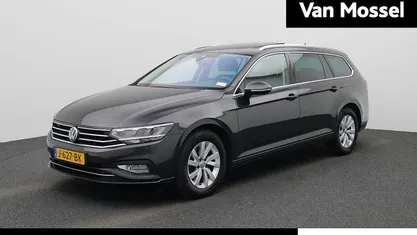 Occasion VW Passat Comfortline 150 PK (110 kW) 2020 Grijs Stationwagen