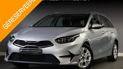 Gebruikt 2023 Kia Ceed Hatchback | € 22.395 (Eerlijke prijs)