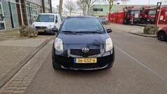 Zwart Gebruikt 2008 Toyota Yaris Hatchback | € 2.799 (Eerlijke prijs)