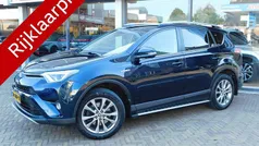 Blauw Gebruikt 2018 Toyota RAV4 Executive SUV | € 27.900 (Eerlijke prijs)