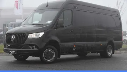 Occasion 2020 Mercedes Sprinter Edition Van | € 43.995 (Goede deal)