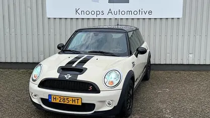 Wit Occasion 2009 Mini Cooper S Hatchback | € 4.945 (Goede deal)