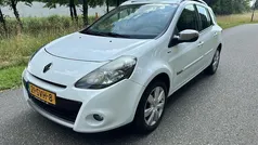 Wit Gebruikt 2011 Renault Clio GrandTour Night&Day Stationwagen | € 5.299 (Eerlijke prijs)