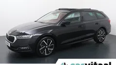 Zwart, metallic lak Gebruikt 2021 Skoda Octavia Style Stationwagen | € 27.940 (Eerlijke prijs)