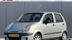 Grijs, metallic lak Gebruikt 2004 Chevrolet Matiz Hatchback | € 699 (Eerlijke prijs)