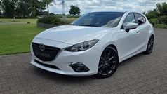Wit Gebruikt 2015 Mazda 3 Hatchback | € 13.950 (Eerlijke prijs)