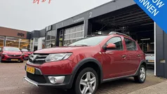 Gebruikt 2013 Dacia Sandero Lauréate Hatchback | € 6.985 (Eerlijke prijs)