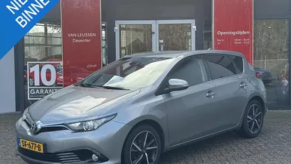 Occasion Toyota Auris 116 PK (85 kW) 2017 Grijs Hatchback