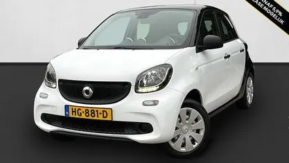 Wit Occasion 2015 Smart ForFour Pure Hatchback | € 5.450 (Eerlijke prijs)