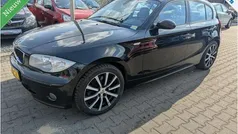 Zwart Gebruikt 2006 BMW 120 Executive Hatchback | € 4.950 (Eerlijke prijs)
