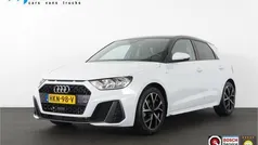 Wit Gebruikt 2024 Audi A1 Sportback S-Line Hatchback | € 31.950 (Eerlijke prijs)