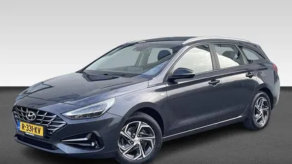 Grijs Occasion 2022 Hyundai i30 Comfort Stationwagen | € 18.930 (Eerlijke prijs)