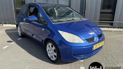 Occasion Mitsubishi Colt 109 PK (80 kW) 2006 Blauw Hatchback