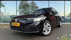 Zwart Gebruikt 2022 VW Golf VIII Business Stationwagen | € 24.945 (Goede deal)