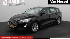 Zwart Gebruikt 2022 Ford Focus Business Edition Stationwagen | € 17.900 (Goede deal)