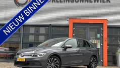 Grijs Gebruikt 2021 VW Golf VIII Business Hatchback | € 20.950 (Goede deal)