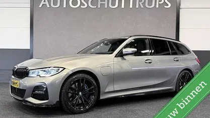 Occasion BMW 330 Shadowline 295 PK (216 kW) 2021 Grijs Stationwagen