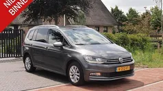Grijs Gebruikt 2017 VW Touran Highline MPV | € 17.995 (Eerlijke prijs)