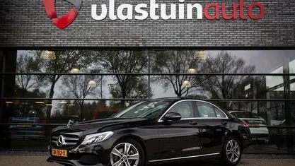 Zwart Occasion 2017 Mercedes C200 Sport Edition Sedan | € 20.900 (Goede deal)