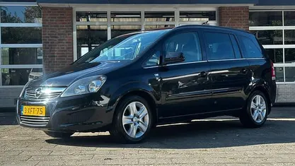 Gebruikt 2011 Opel Zafira Edition MPV | € 3.500 (Eerlijke prijs)